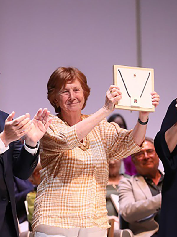 Carme-Trilla_Creu-Sant-Jordi_portada